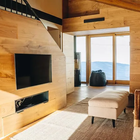Maison Brenva Elegant A Holiday home Courmayeur