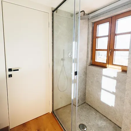 Maison Brenva Elegant A